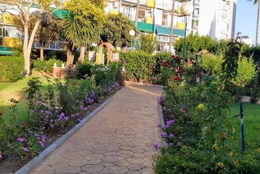 Beautiful Sea Views Cozy Apartment 350 M From Beach Benalmádena Eksteriør bilde