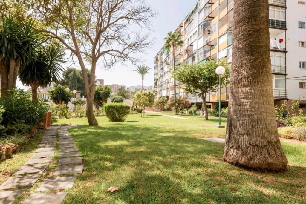 Beautiful Sea Views Cozy Apartment 350 M From Beach Benalmádena Eksteriør bilde