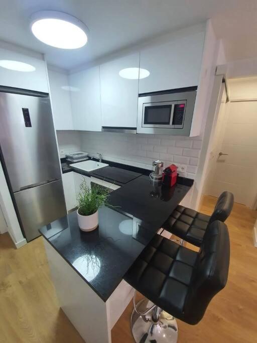 Beautiful Sea Views Cozy Apartment 350 M From Beach Benalmádena Eksteriør bilde