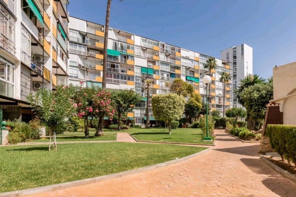 Beautiful Sea Views Cozy Apartment 350 M From Beach Benalmádena Eksteriør bilde