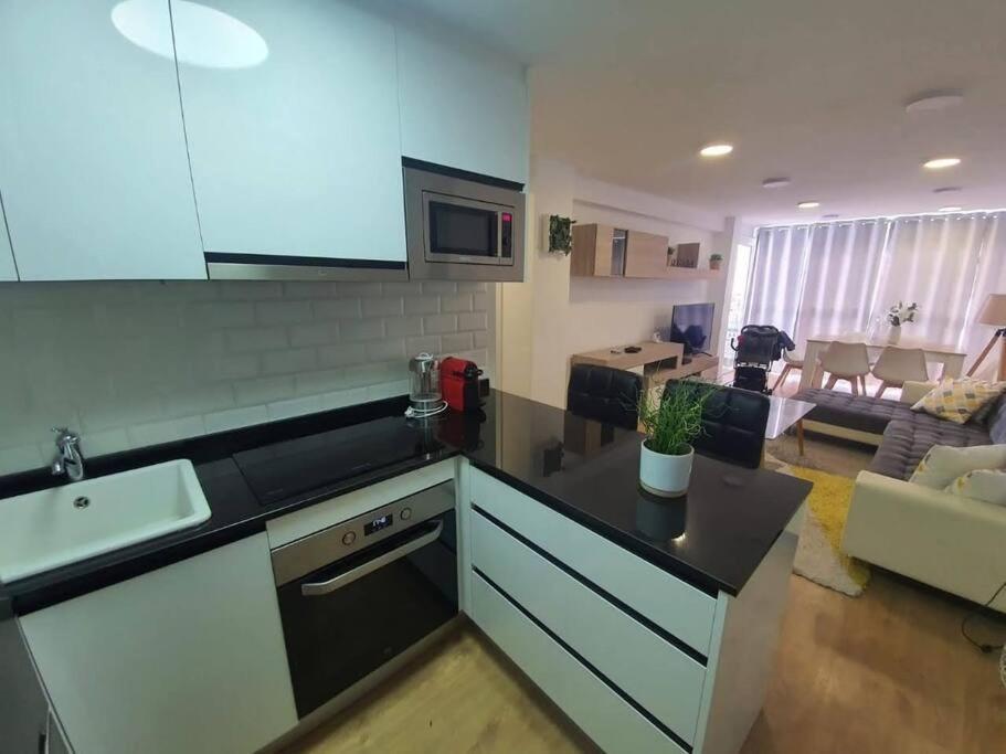 Beautiful Sea Views Cozy Apartment 350 M From Beach Benalmádena Eksteriør bilde