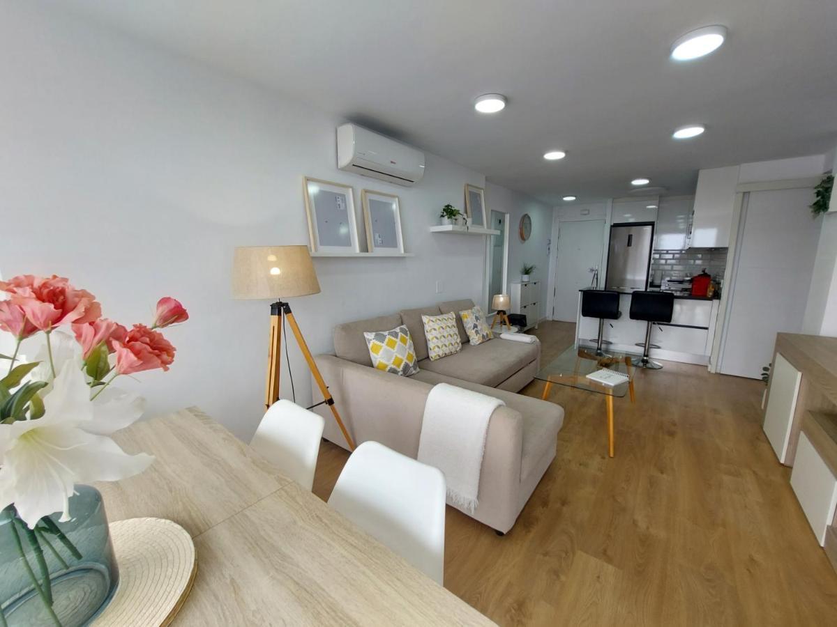 Beautiful Sea Views Cozy Apartment 350 M From Beach Benalmádena Eksteriør bilde