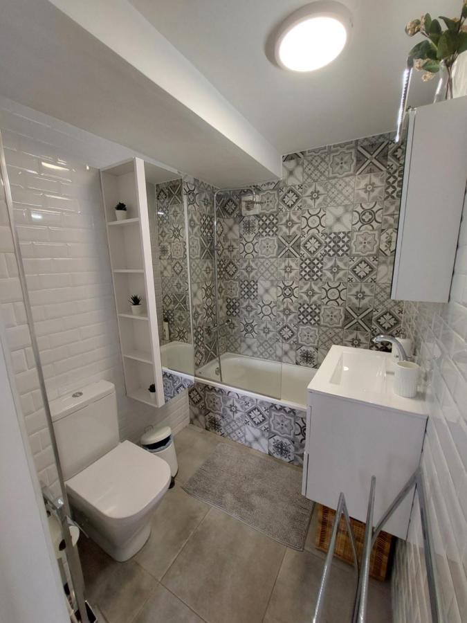Beautiful Sea Views Cozy Apartment 350 M From Beach Benalmádena Eksteriør bilde
