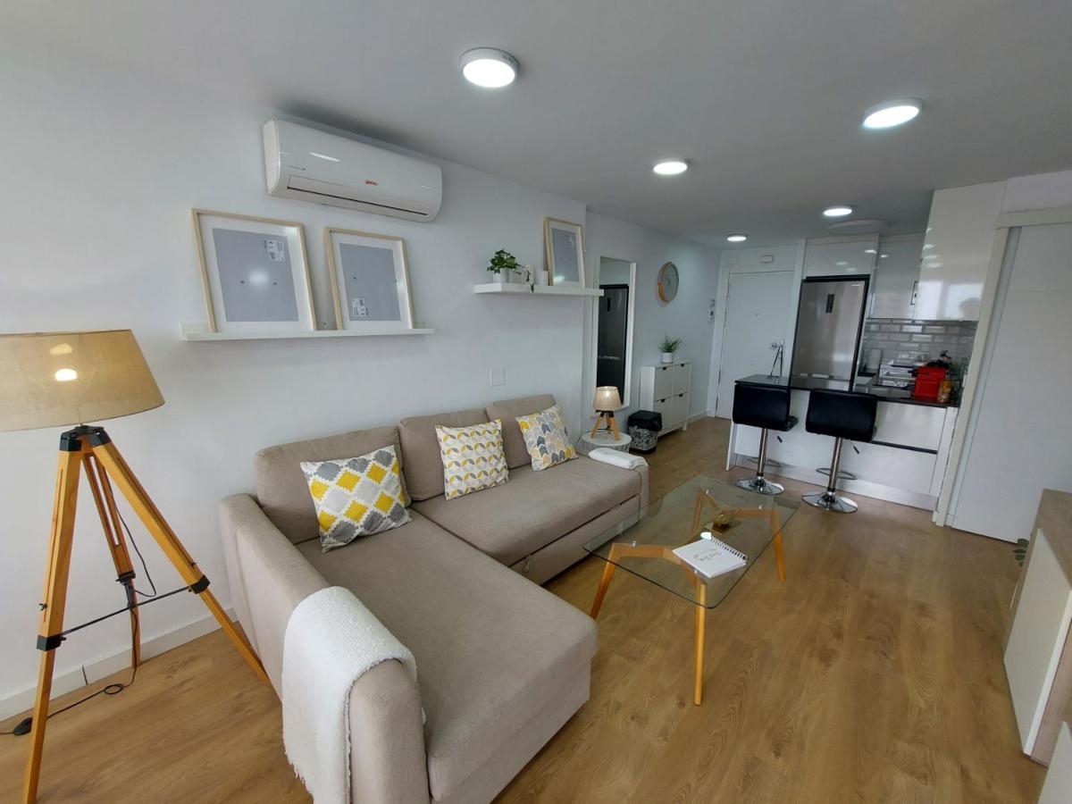 Beautiful Sea Views Cozy Apartment 350 M From Beach Benalmádena Eksteriør bilde